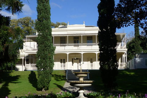 Melbourne City Tour: Lifestyle Of The Rich And Famous - Your Accommodation 0