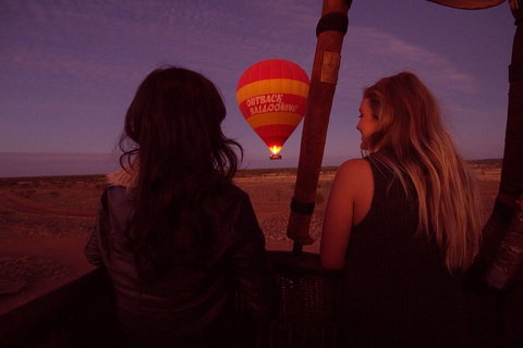 Early Morning Ballooning In Alice Springs - Your Accommodation 1