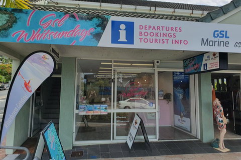 Reef And Island Scenic Flight From Airlie Beach - Your Accommodation 2