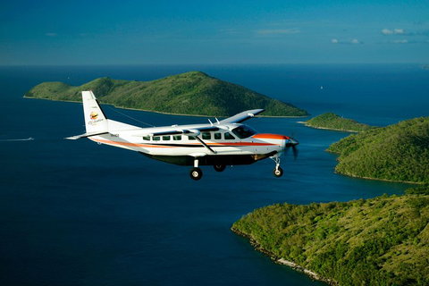 Reef And Island Scenic Flight From Airlie Beach - Your Accommodation 3