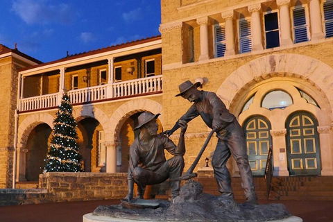 The Perth Mint: Guided Heritage Tour And Gold Pour - Your Accommodation 3