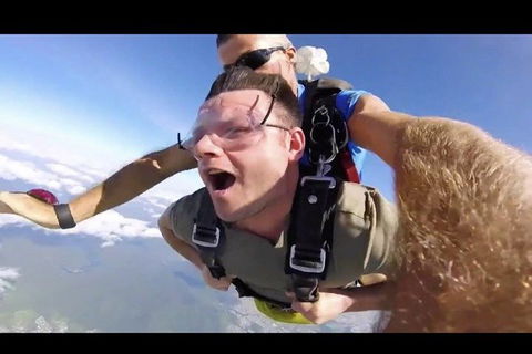 Reef And Rainforest Tandem Sky Dive In Cairns - Your Accommodation 1